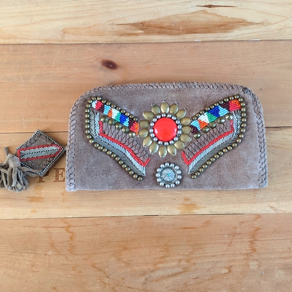 Boho Suede Beaded clutch - Picture 9 of 10